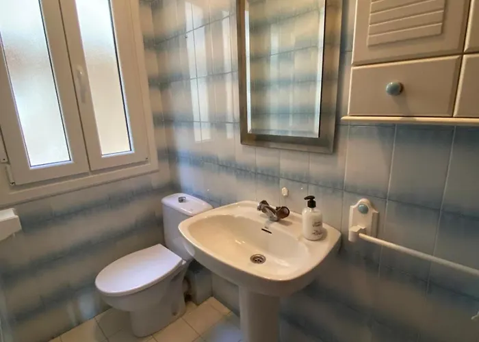 Casa A 150 Metros De La Playa Laredo